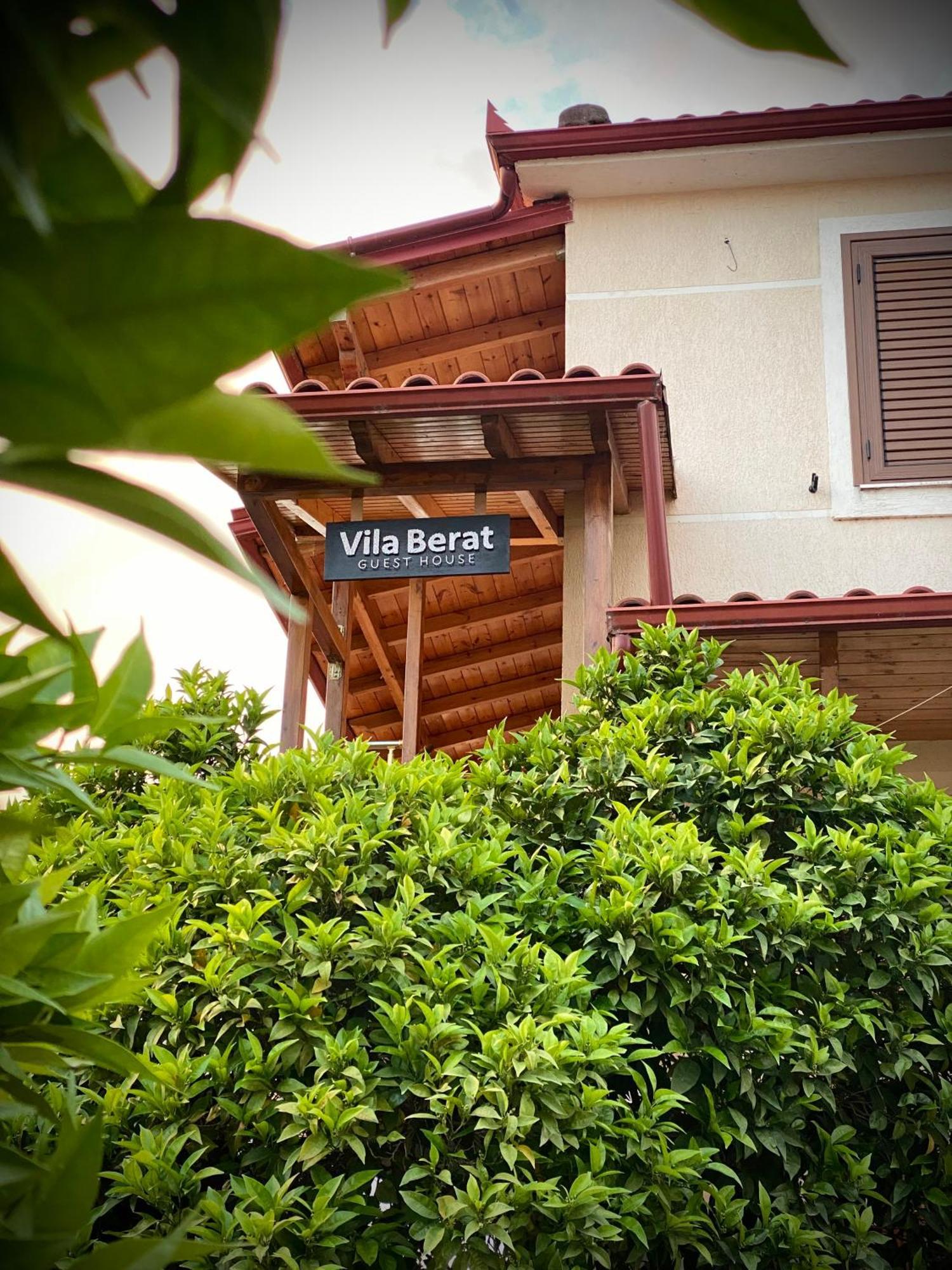 Villa Berat Bagian luar foto