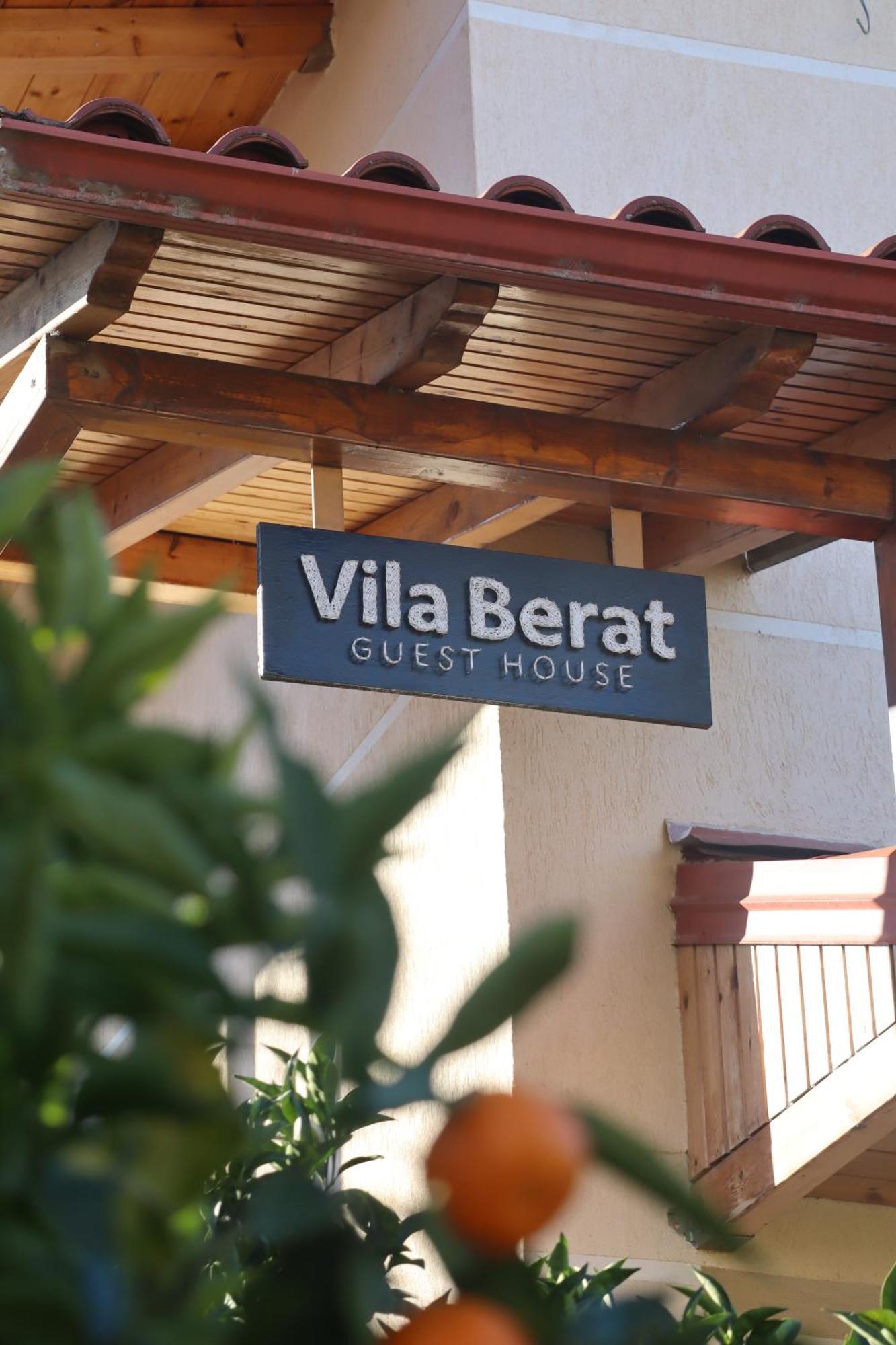 Villa Berat Bagian luar foto